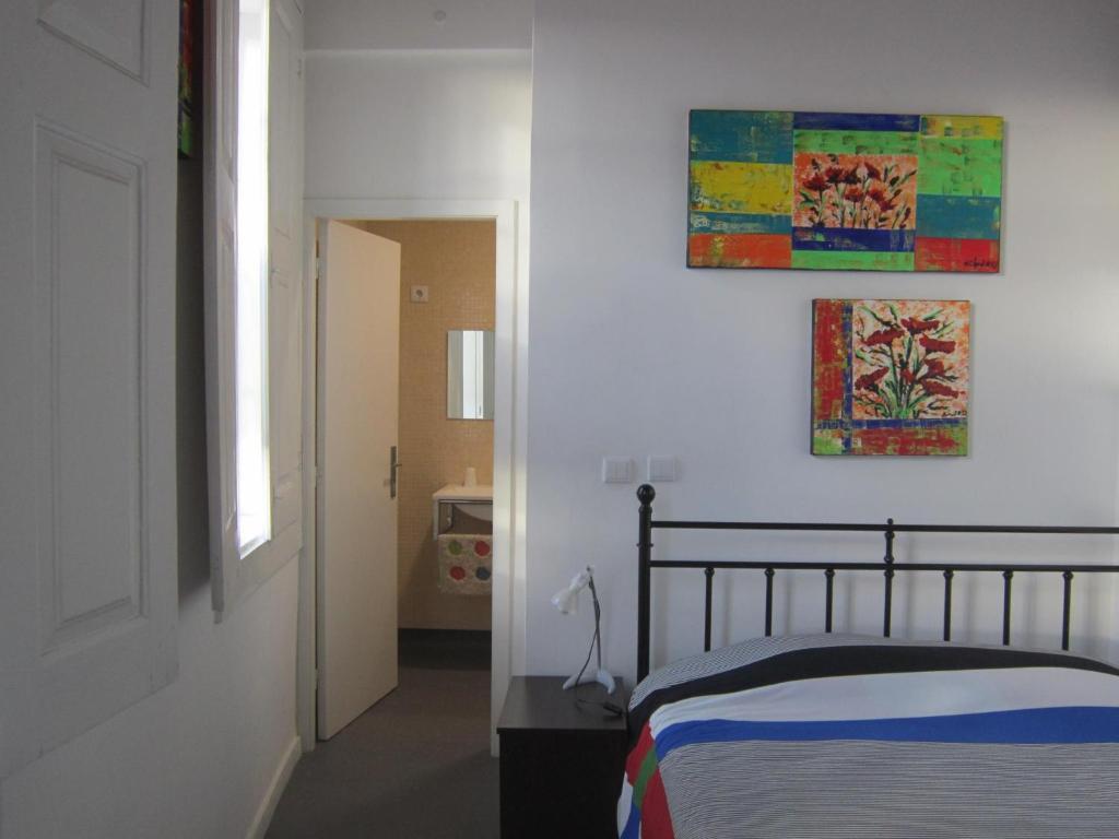 Hostel Prime Гімарайнш Номер фото